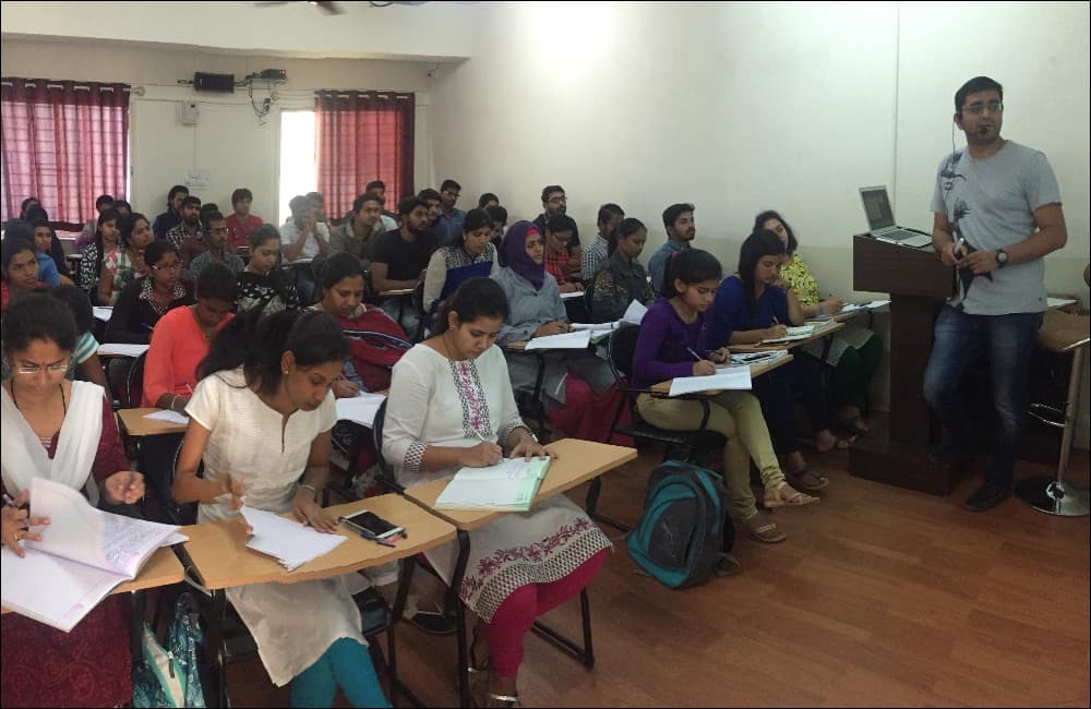 Bangalore IAS Academy — classroom session 22