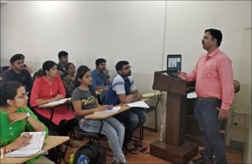 Bangalore IAS Academy — classroom session 39