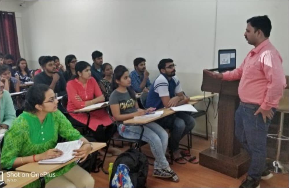 Bangalore IAS Academy — classroom session 40